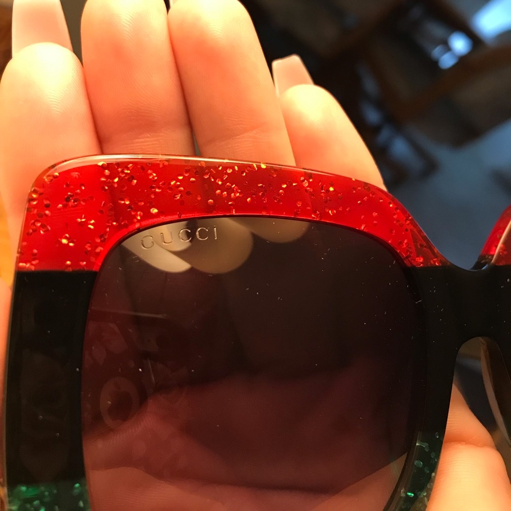 Extra pic of sunglasses